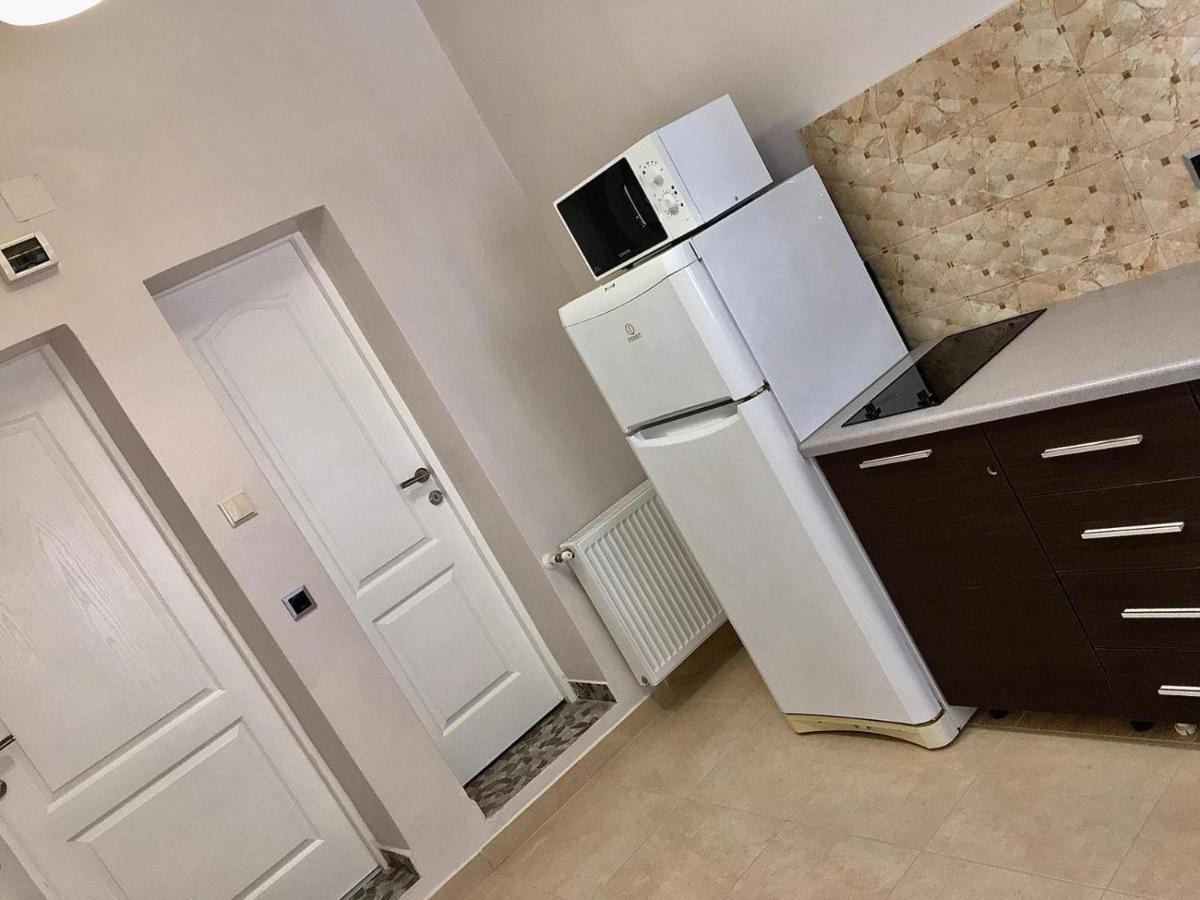 Modern Apartament Central Old Town Braşov Buitenkant foto
